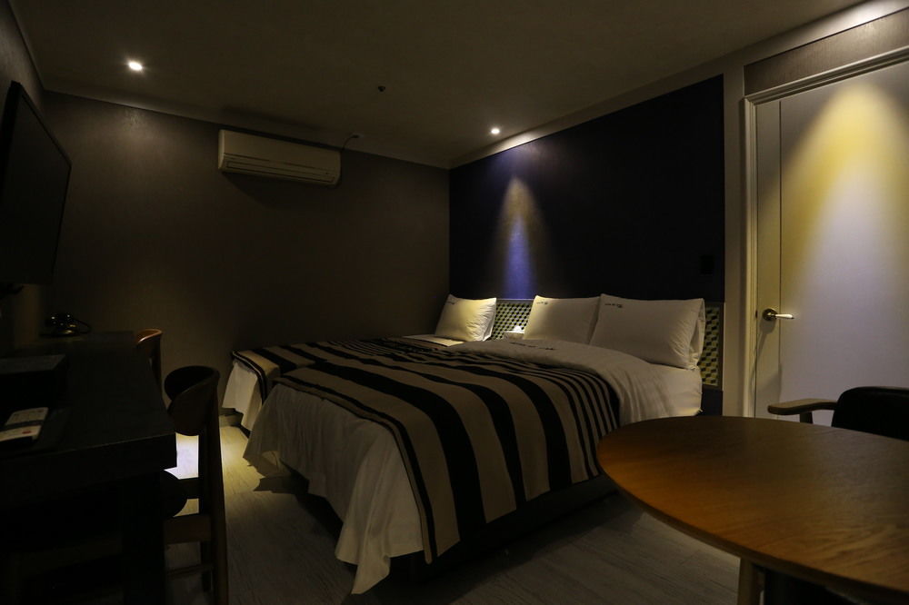 Ilsan Blanc Motel Goyang Exterior photo